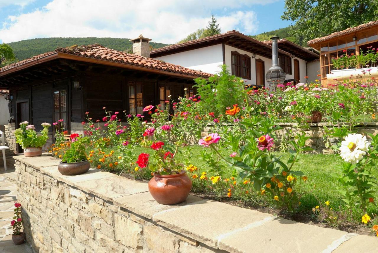 Hotel Kodjamanova House Zheravna Esterno foto