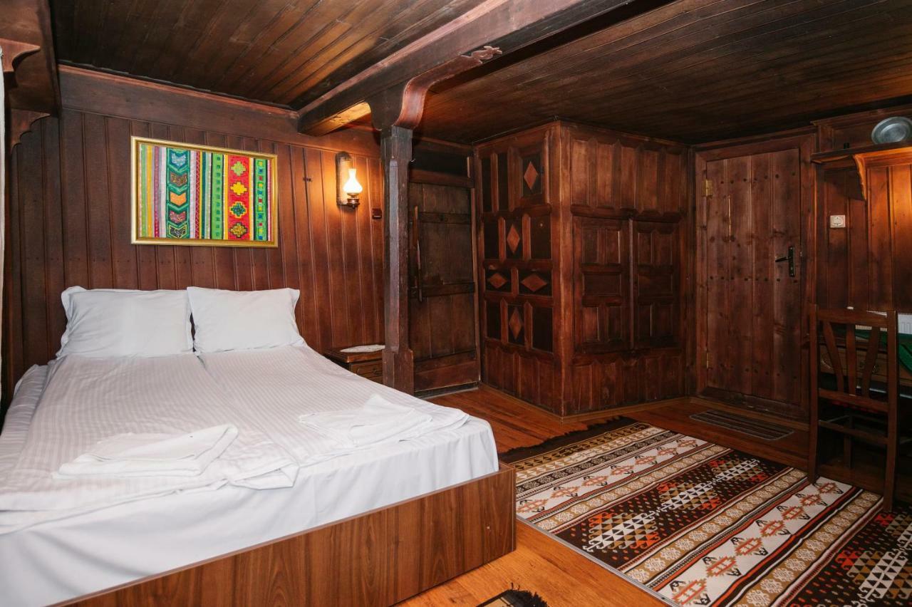 Hotel Kodjamanova House Zheravna Esterno foto