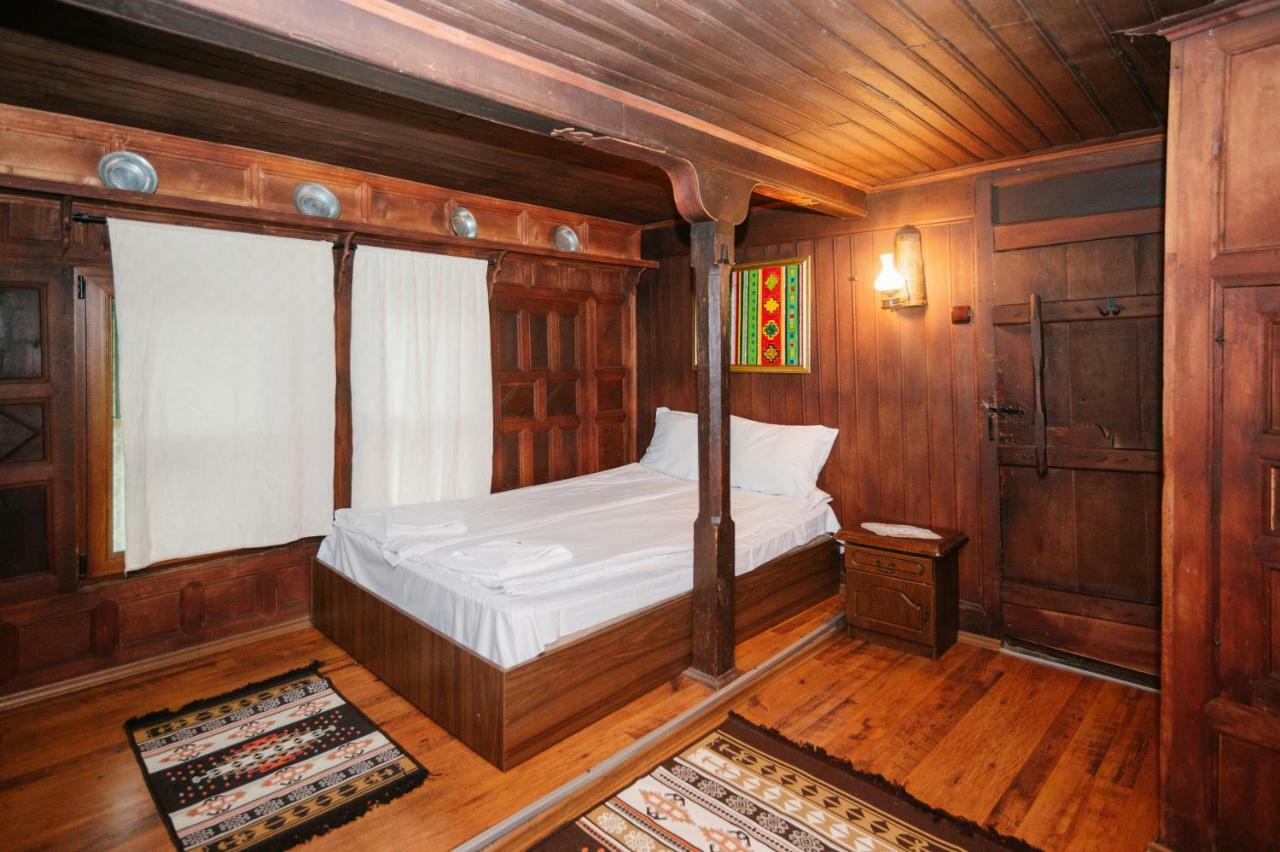 Hotel Kodjamanova House Zheravna Esterno foto